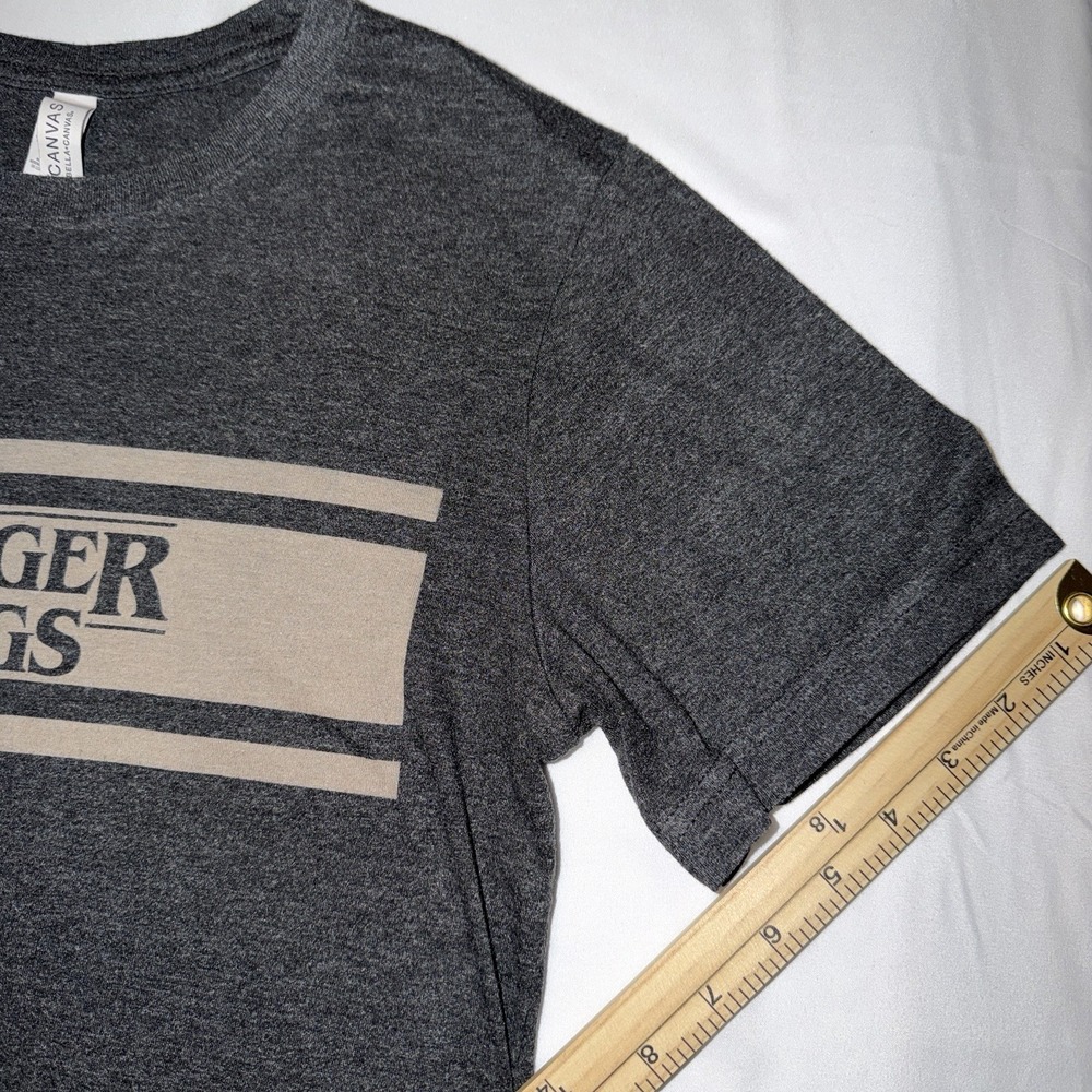 Stranger Things T‎ Shirt Gray Netflix TV Show Graphic Tee Men's Size Medium - Picture 6 of 8